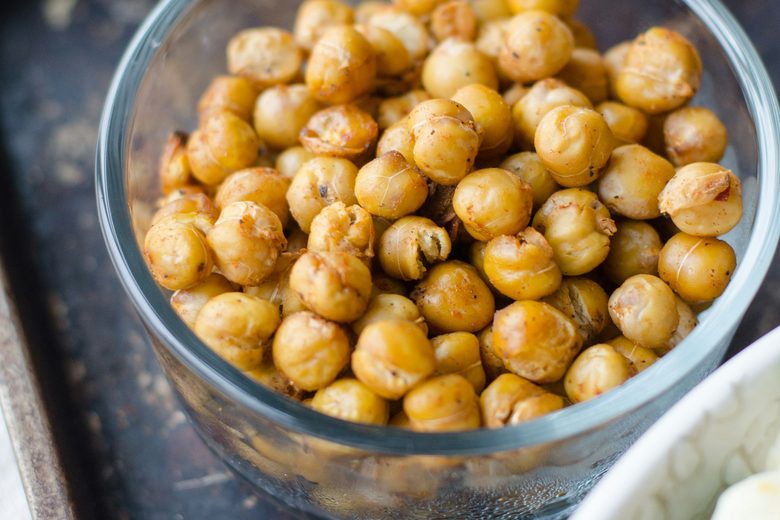 A bowl of chickpeas